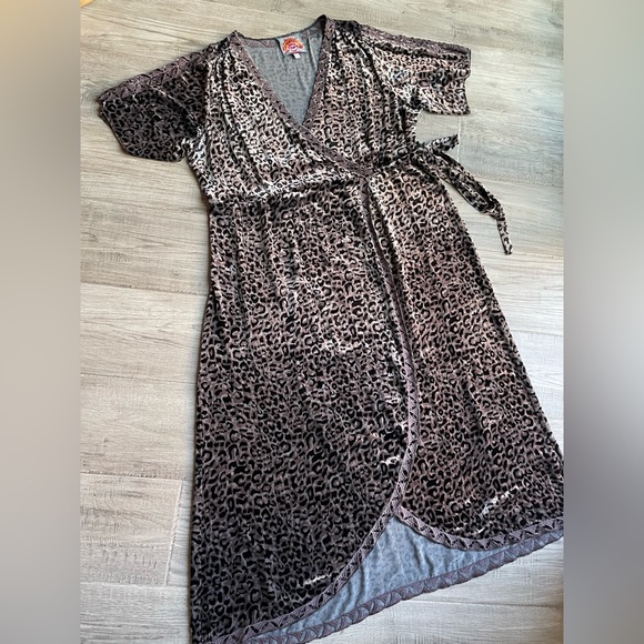 Johnny Was Leopard Velvet Midi Dress XL - Picture 2 of 15